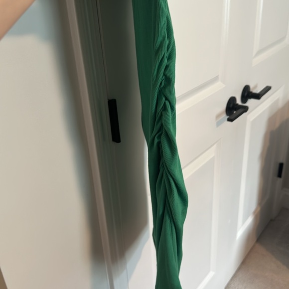 SUNDRY Polo Tee Dress with Ruched Sides Size 2 - Picture 4 of 7